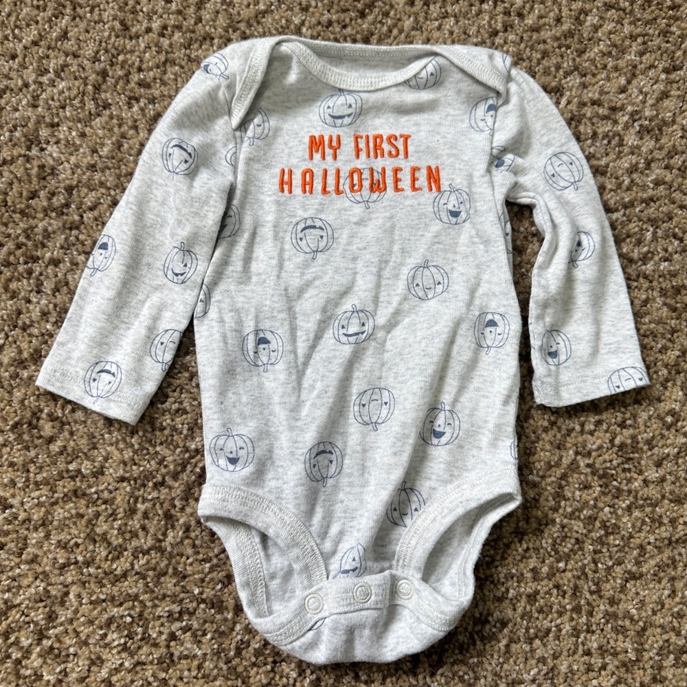 Gray Halloween Pumpkin Print Baby Onesie